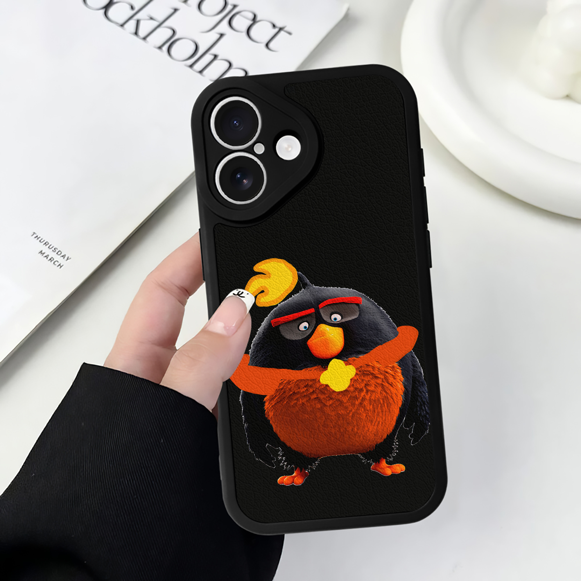 （画像用） Angry Birds アングリーバード 【iPhone 16シリーズ対応】シリコンスマホケース（レザー調） 材質：シリコン